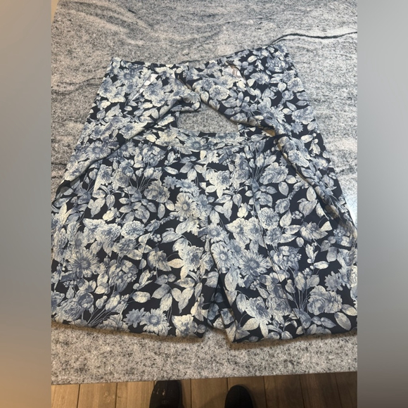 Cinq à Sept Claire Floral Wide Leg Pants, Slate Multi - Picture 12 of 13